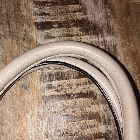 Michael Kors Ivory Large Crossbody - Picture 8 of 8